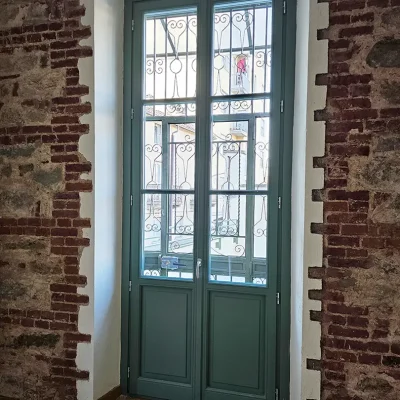 sostituzione portafinestra in legno centinati con inglesine