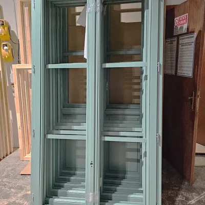 realizzazione serramenti in legno con inglesine