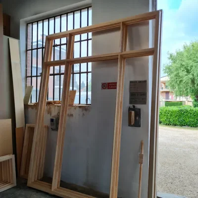 realizzazione nuove finestre in legno per palazzo venturi